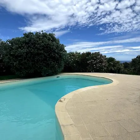 Willa Con Piscina A *
